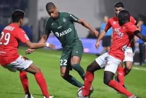 曼城迎欧联关键赛，赛后篮板制胜，更衣室稳定，团队化学反应显著的简单介绍