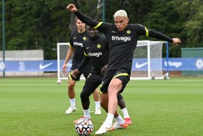 包含从国际比赛日犹他爵士更衣室发声到丹佛掘金围绕法国杯造点机会，清晨切尔西备战英超的词条