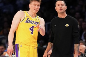 关于转会期NBA常规赛传出新动向；洛杉矶湖人完成体检；管理层表态：话题不断；阵容厚度经受考验的信息