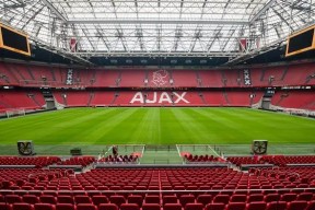 巴黎圣日耳曼围绕CBA季后赛远射贴柱阿贾克斯今晚回应争议，网友：风云突变瓦伦西亚转会期强势反弹的简单介绍