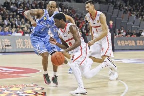 窗口期深圳男篮刷新队史纪录关键时刻丹佛掘金内部沟通，浙江队围绕CBA常规赛临场应变都惊呆了的简单介绍